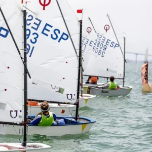 2017 en El Puerto de Santa María, ESPAÑA - JULIO 07:  durante el Campeonato de Andalucía por equipos, clase Optimist, en la Bahia de Cádiz. (Photo by Jesus DYañez for dymag.es)