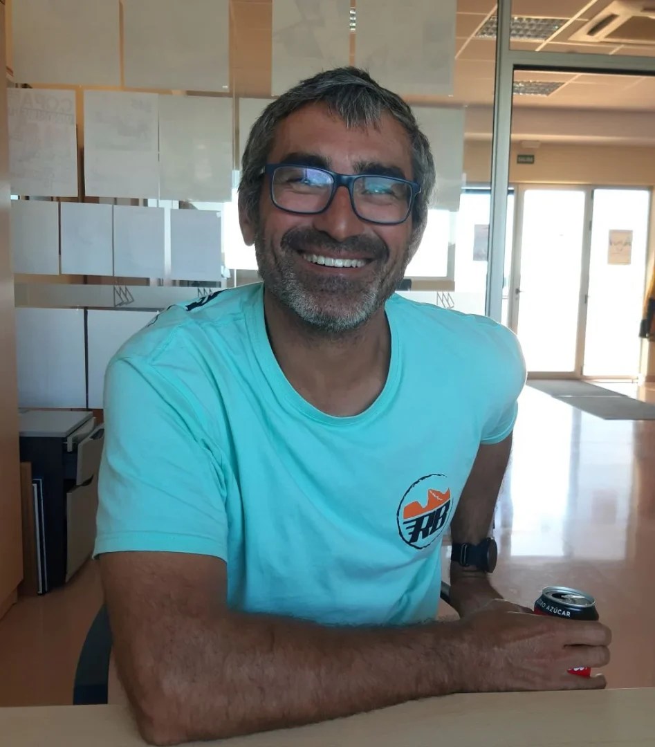 Jaime Andres Castro En Las Oficinas De La Fav