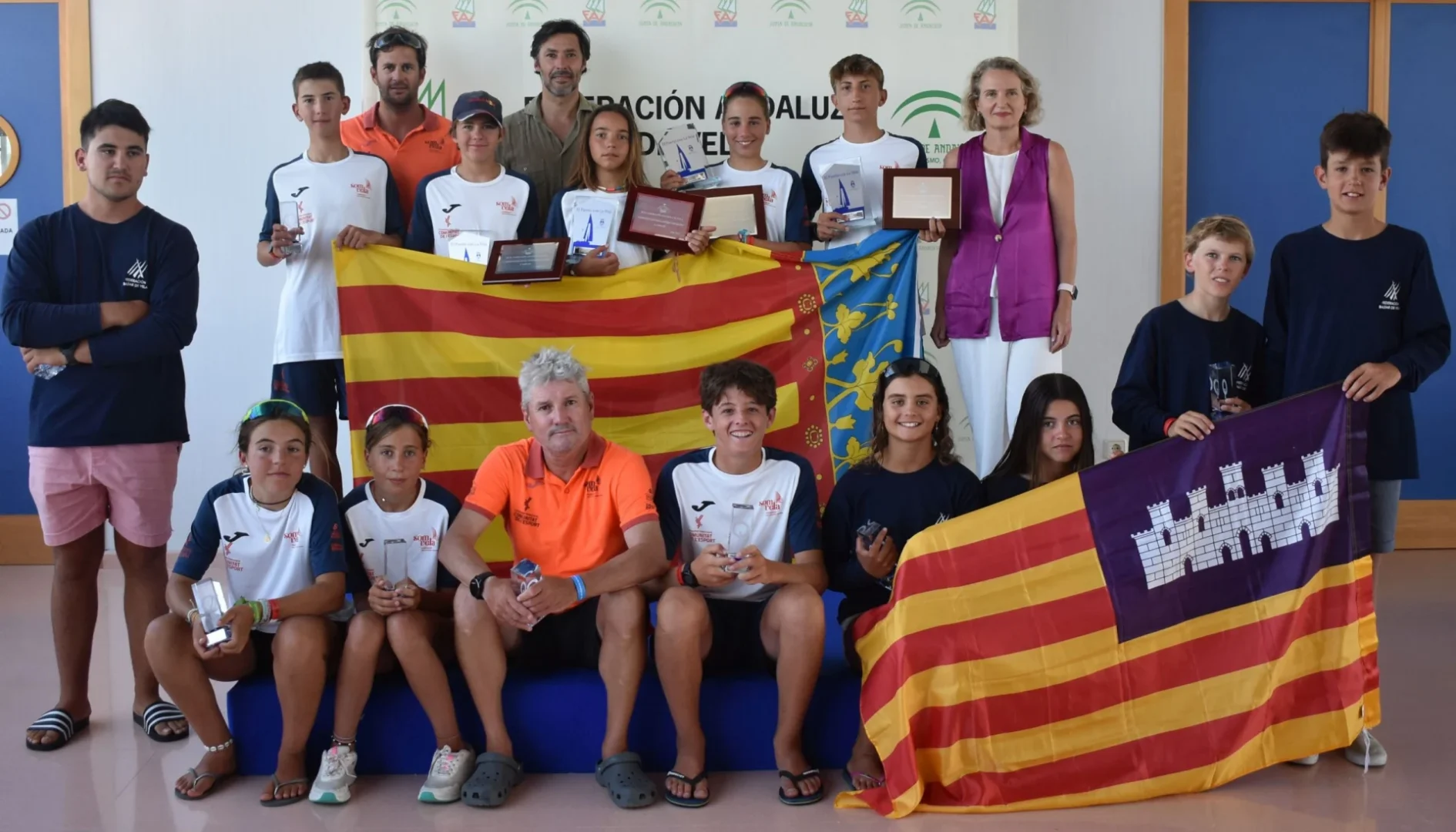 Familia Podio Campeonato De Espana
